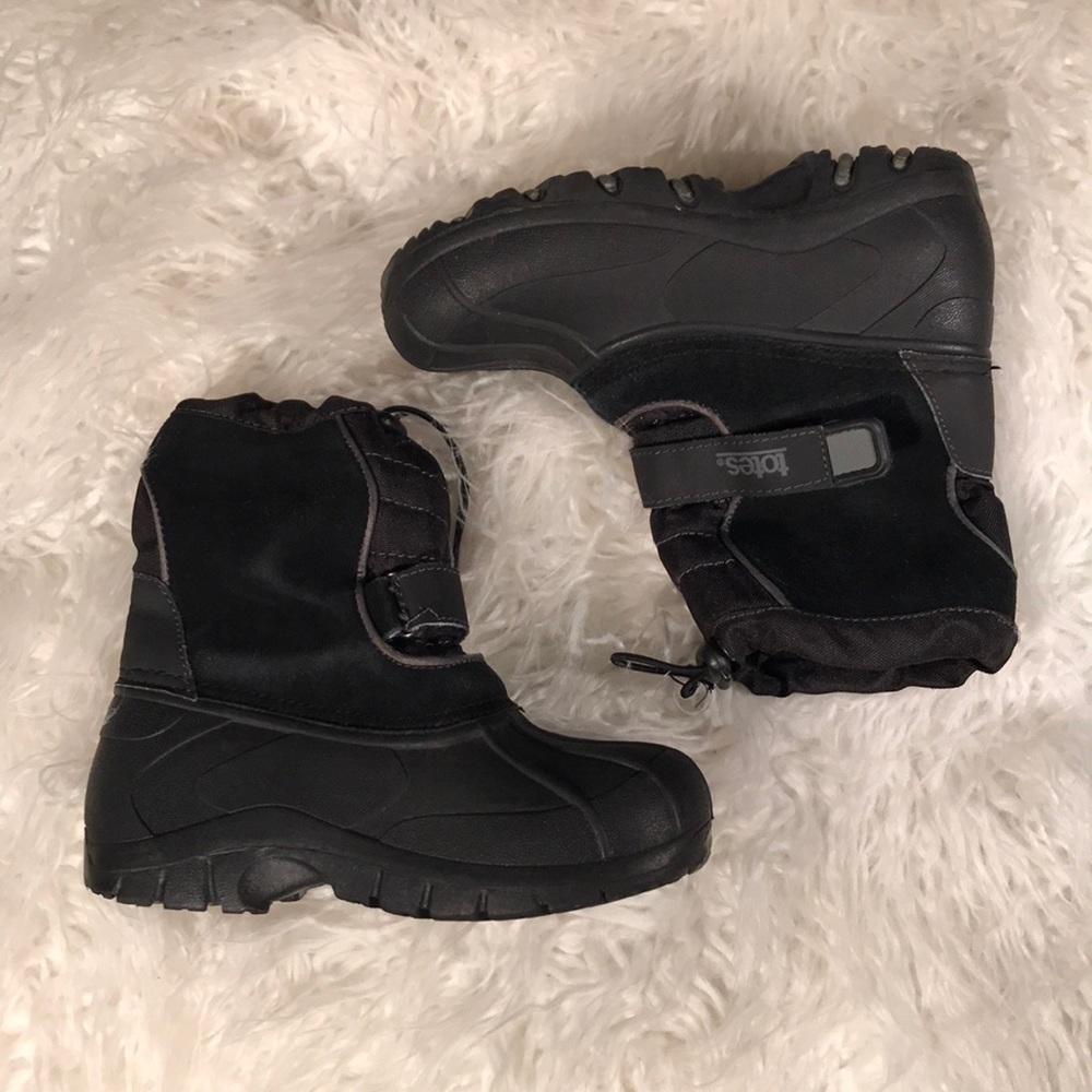 4/$25 TOTES JORDAN‎ BLACK BOOTS